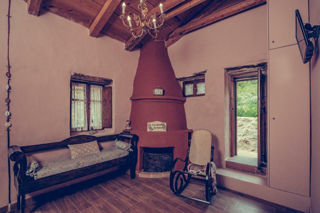 Hostal La Casa Di Nonna Koríthion Exterior foto